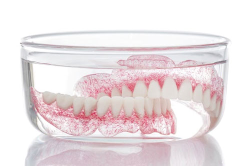 5 Reasons to Get Implants Instead of Dentures